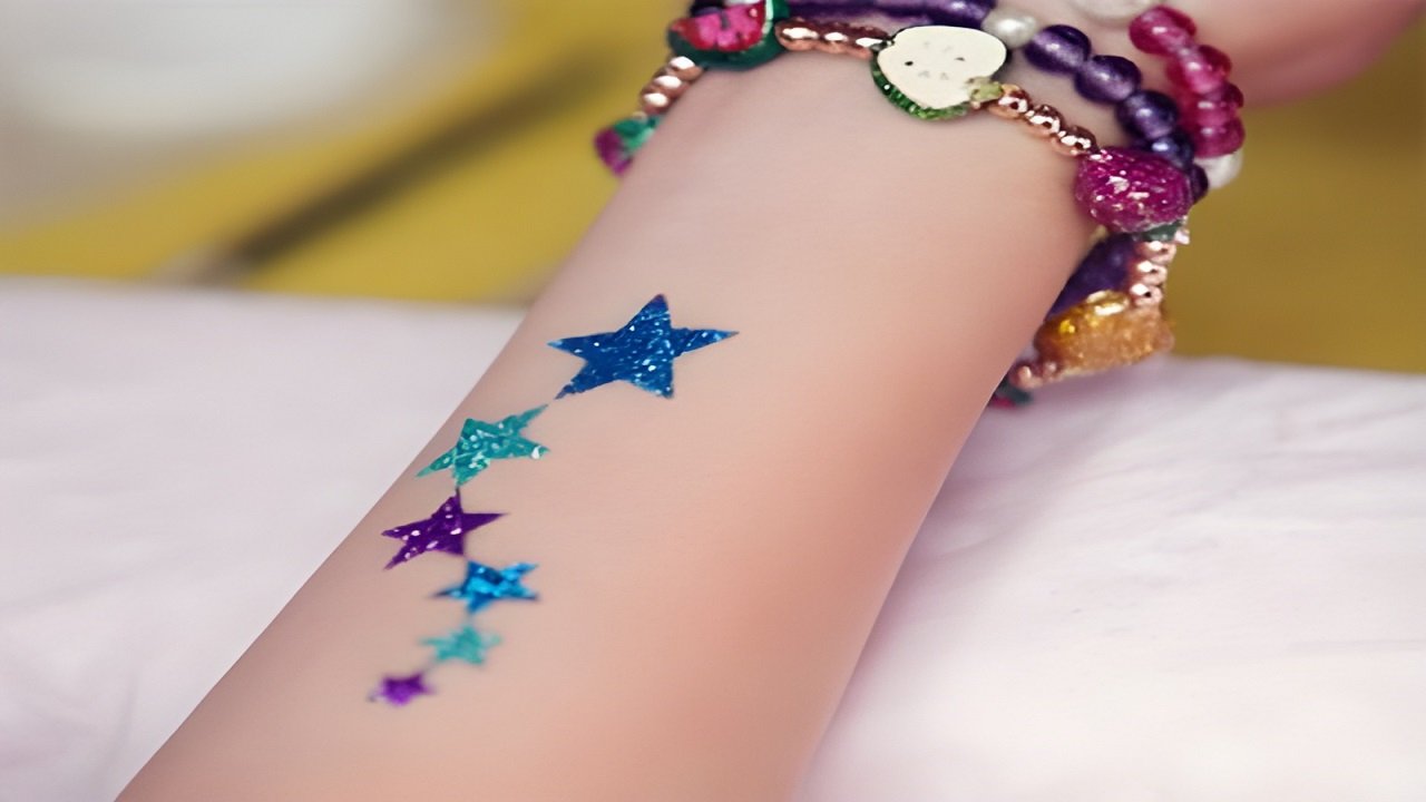 The Glittering Trend: Exploring the Popularity of Glitter Temporary Tattoos