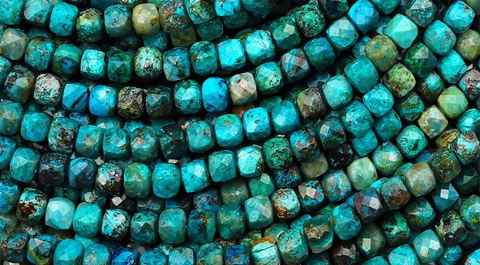 Benefits of Buying Crystal Beads Wholesale for Jewelry Business